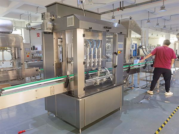 颗粒酱状灌装机